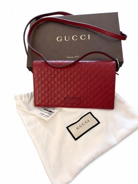 Gucci Microguccissima Leather Crossbody Wallet Bag (RED ROSSO)